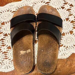 Black REEF Slide Sandals